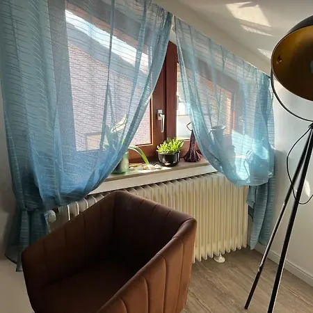 Apartment Gemuetliches Fuer Messe, Job & Kurzurlaub Im Gruenen, Naehe Duesseldorf Meerbusch
