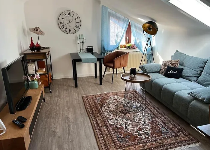 Gemuetliches Fuer Messe, Job & Kurzurlaub Im Gruenen, Naehe Duesseldorf